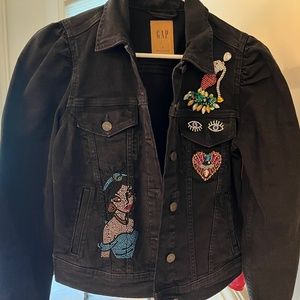 Rhinestones puffed sleeve jacket.